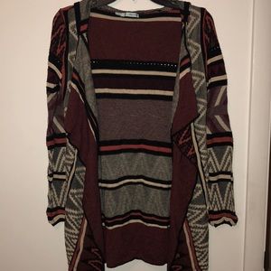 Beautiful Aztec Pattern Hooded Cardigan